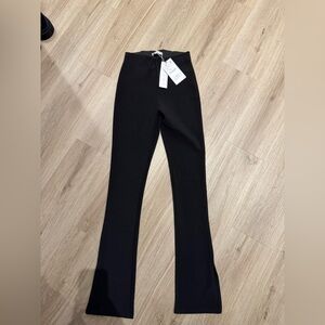 Zara Slit Leggings